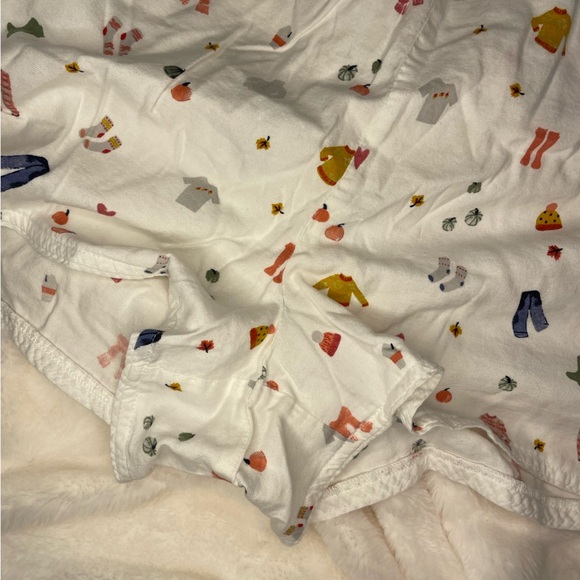 LOFT | Fall Fun PJ set shorts and top - autumn print - Picture 11 of 13